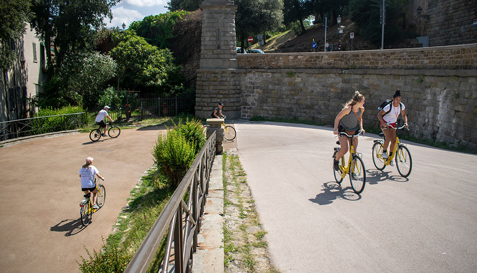 Florence itineraries by bike